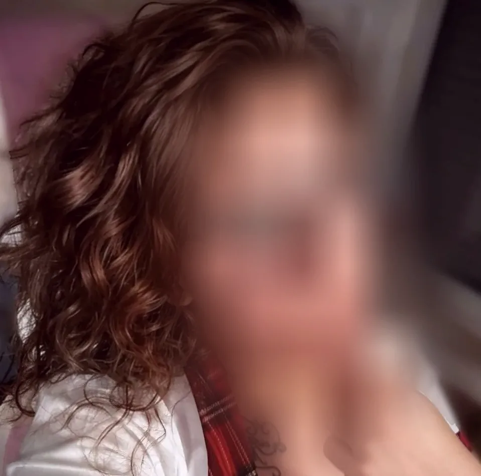 Allegra, 37 anni