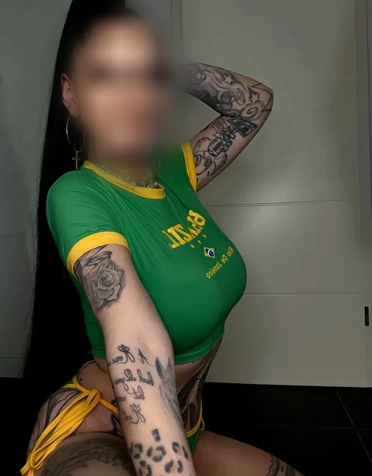 Manuela, 34 anni